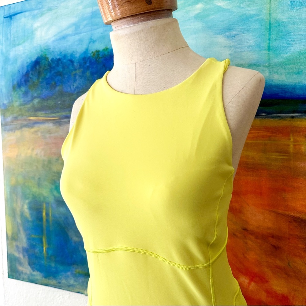 Lululemon Womens Court Crush Athletic Dress in Electric Lemon, sz 8 - Picture 6 of 12